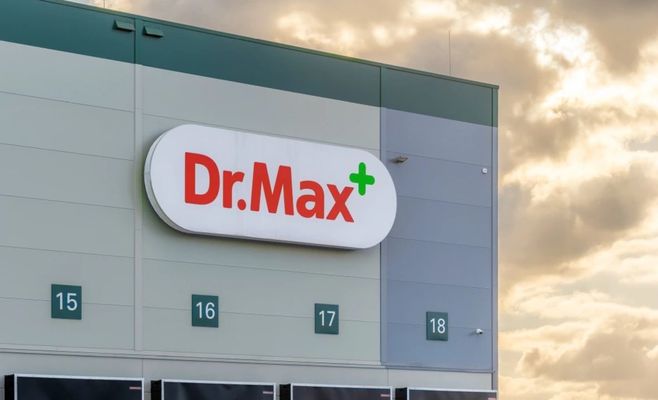 Миллиардеры Доспива и Гащак расширяют империю Dr. Макс в Италии