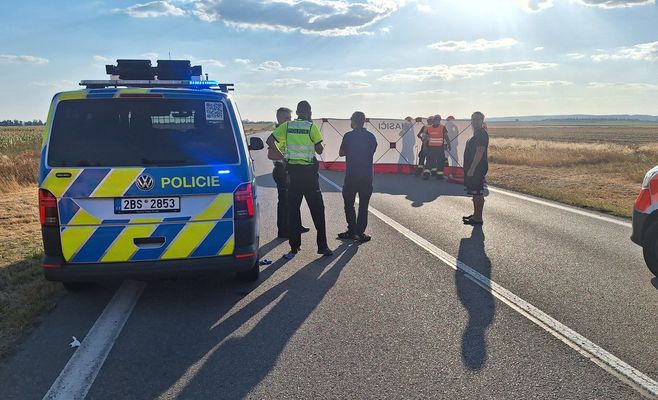 Head-on Collision Near Pohořelice: Two Dead, Four Seriously Injured