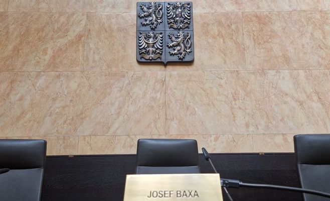 Конституційний суд Чехії заступився за матір, яка їздила по дітей 1200 км щовихідних