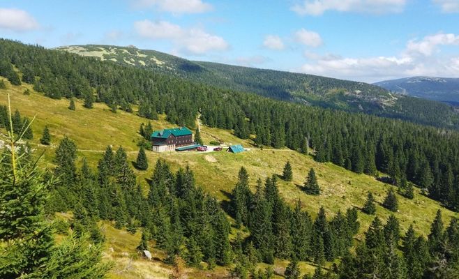 Сенатор сравнил Крконоше с Клондайком из-за критики нового директора парка