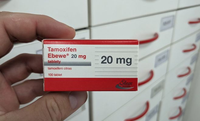 У Чехії закінчився дефіцит тамоксифену: аптеки отримають 10 тисяч упаковок препарату від раку грудей