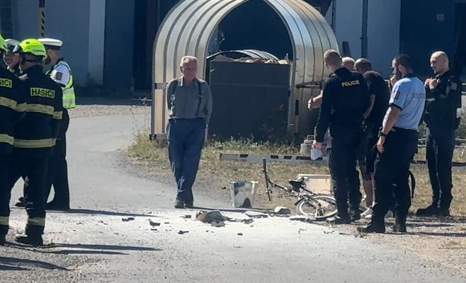 E-bike battery explodes in cyclist's backpack in Plzeň