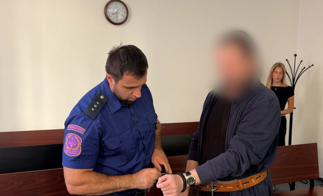 У Соколовському краї батько 11 років ґвалтував рідну доньку — отримав 11 років в'язниці
