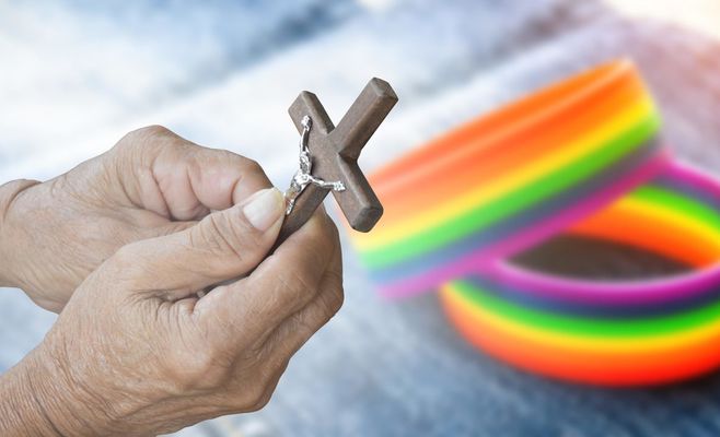 Олоумоуцкое архиепископство отменило паломничество для LGBT+ верующих из-за волны ненависти
