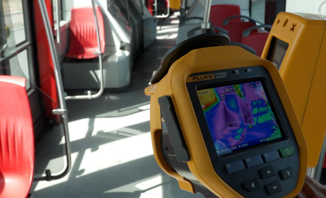 Thermal Camera Reveals: Window Seats in AC-Free Trams Hit Over 50°C