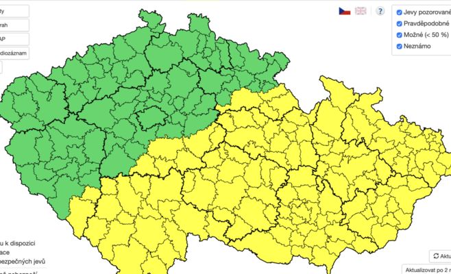 У понеділок більшу частину Чехії накриють сильні грози з градом та шквальним вітром