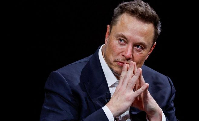 7,000 Fake Explicit Images Made from a Childhood Photo Using Grok — Woman Sues Musk's xAI