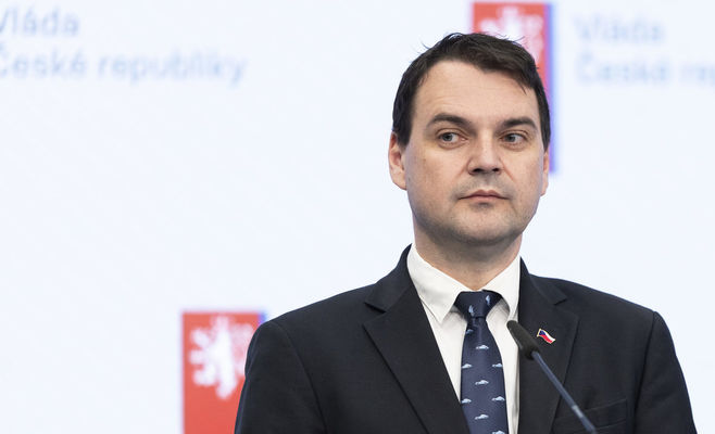 Motoristé Leader Macinka to Run for Both Prague City Council and Prague 5 District Council