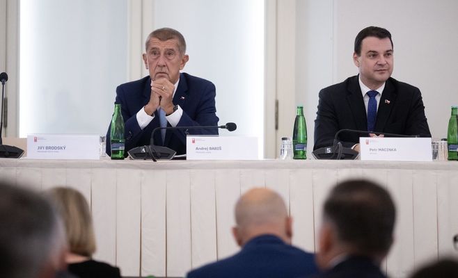 Babiš Calls for Faster Accession of Serbia and Montenegro to Schengen and the EU