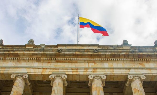 Земан не исключает новую попытку стать президентом Чехии в 82 года