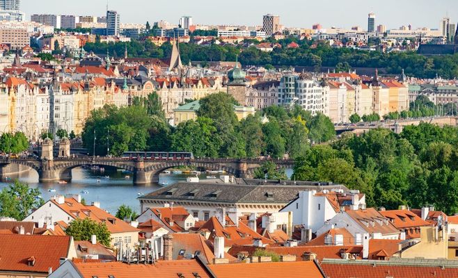 Депутат із Пльзеня вже п'ять років живе в Росії, але й далі отримує зарплату за роботу в міськраді