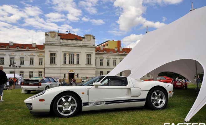 Автошоу «Легенды»