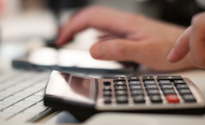 Czech Public Debt Rises to CZK 3.7 Trillion Despite Economic Growth