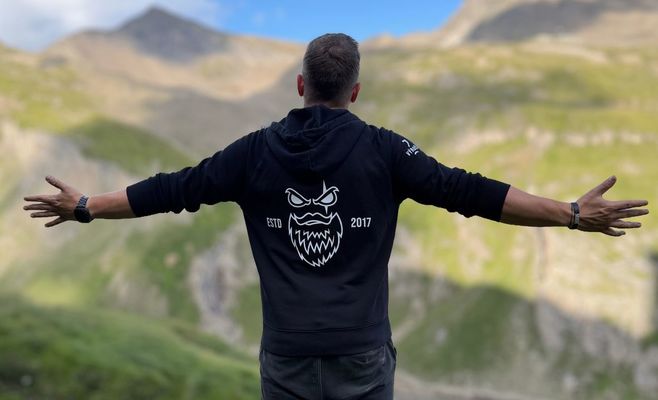 Основатель Angry Beards Томаш Чех: почему компания дарит сотрудникам месяц отпуска после пяти лет работы