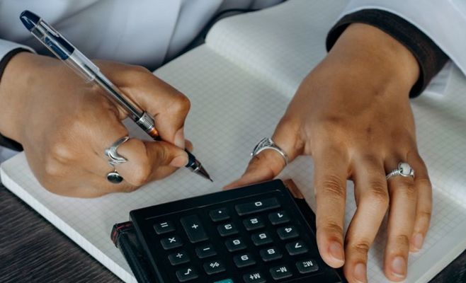 Babiš's Budget: A 389-Billion Deficit and Numbers Even the Markets Don't Believe