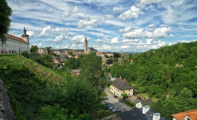 Мінздоров'я Чехії перевірило комп'ютери чиновників: 42% інтернет-активності — особисті справи