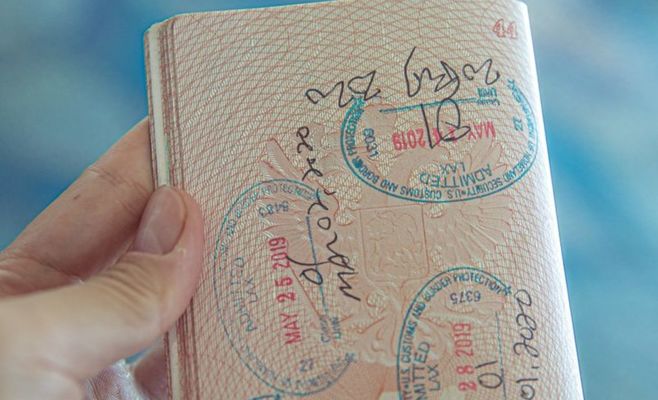 Голова Господарської палати Чехії попередив про шкоду від посилення правил для українців