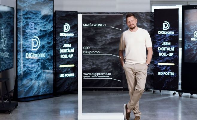От двух экранов в багажнике до сети LED-панелей: как Матей Вайнерт строит бизнес DIGIpromo