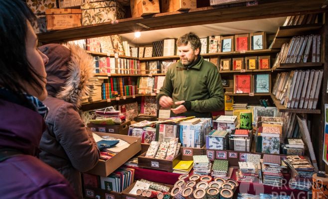 Рождественские рынки на площади Тыла