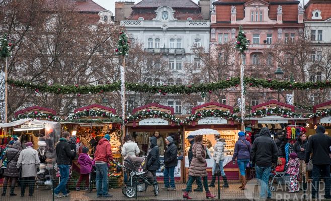 Рождественские рынки на площади Мира