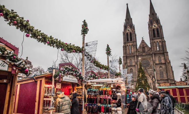 Рождественские рынки на площади Мира