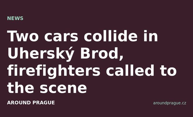 Two cars collide in Uherský Brod, firefighters called to the scene