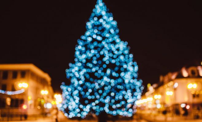 Рождественский рынок у Хвальского замка