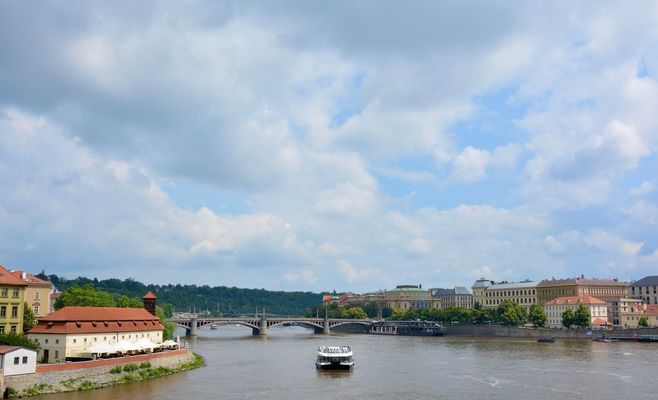Пражская филармония на Влтаве: смета выросла с 6 до 17 миллиардов крон