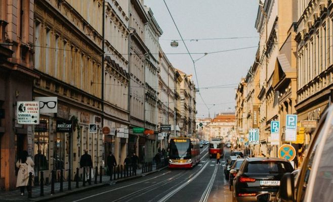 Tünde Barta Sues Prague 3 Municipality Over Termination of Municipal Apartment Lease