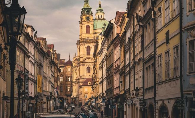 Prague 1 Opens Mediation Centre to Help Resolve Neighbourhood Disputes and School Conflicts