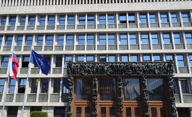 Babiš responds to US ambassador's criticism of Czech defence spending