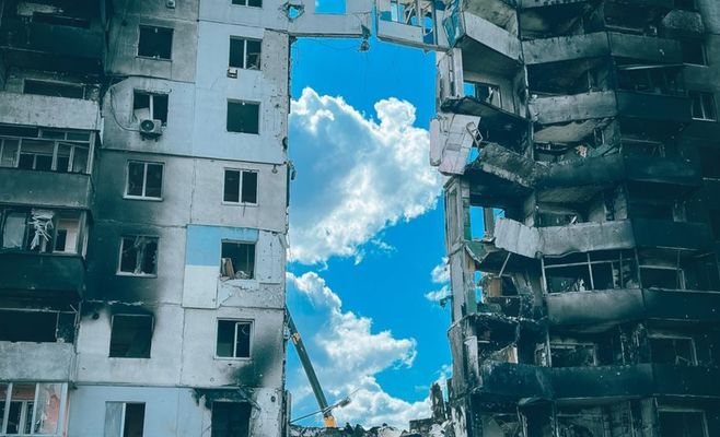 Росія вдарила по центру Одеси: повторний удар припав на рятувальників