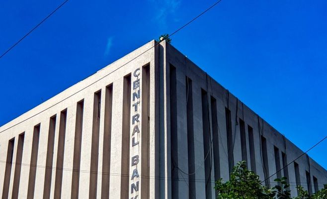 Ювілейні банкноти ЧНБ номіналом 5000 крон уже перепродають утричі дорожче за номінал