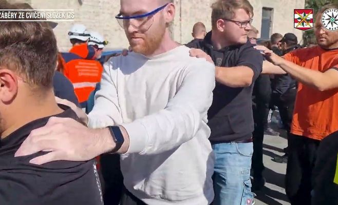 Полиция Чехии провела учения по отражению атаки в поезде