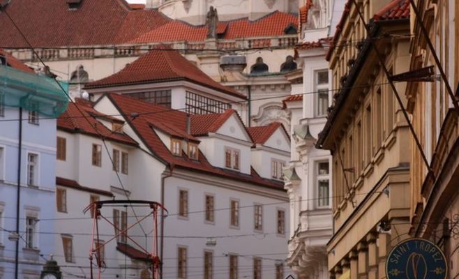 1100 човнів подолали три греблі на Влтаві в центрі Праги