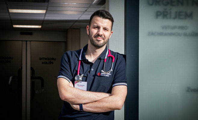 From a struggling hospital to a billion-crown holding: how the Mach family built Privamed