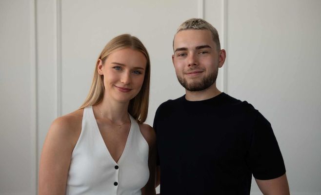 Не хотели прятать дома уродливые гантели — и создали свои: Йозефина Длоугая и Адам Рыпл запустили бренд Atomya