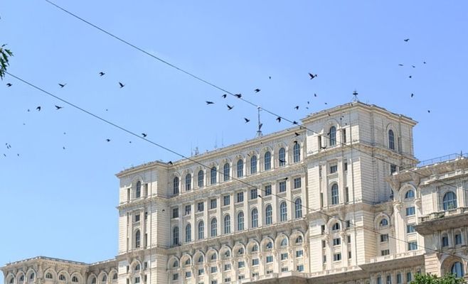 Колонка: Россия воюет с Европой, а чешские избиратели — «лягушки в кастрюле»