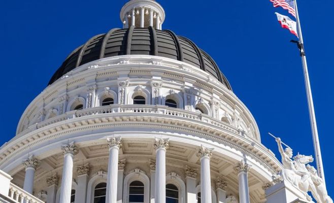Trump Publicly Courts Fetterman to Join GOP as Midterms Near