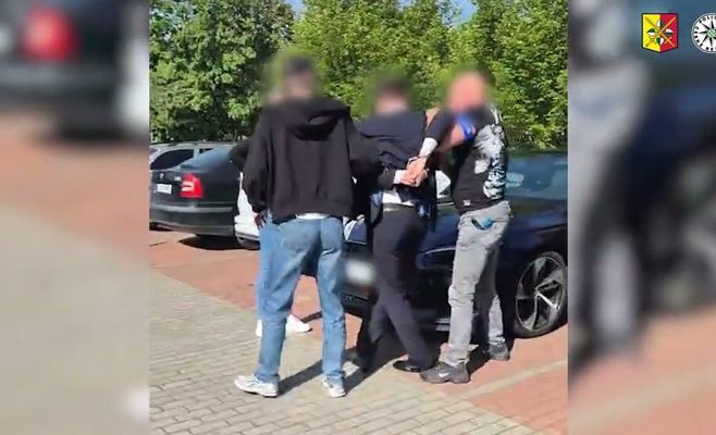Курьер-мошенник накануне госэкзаменов в вузе попал в руки чешской полиции