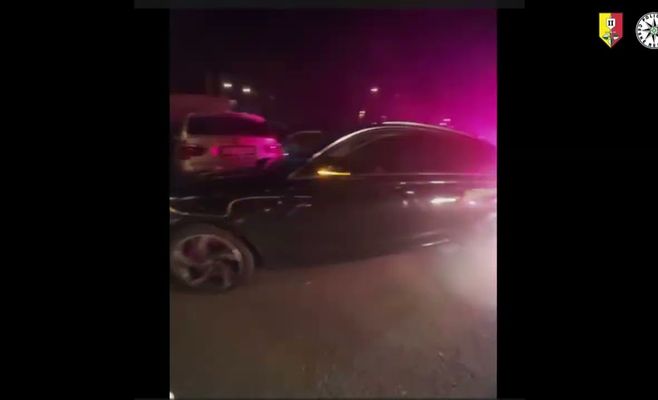 Пьяный от наркотиков водитель Audi устроил гонку по Праге с полицией