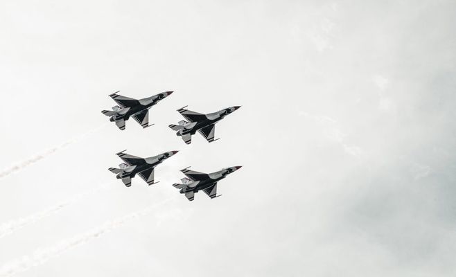 У Польщі підняли винищувачі через російські атаки на захід України