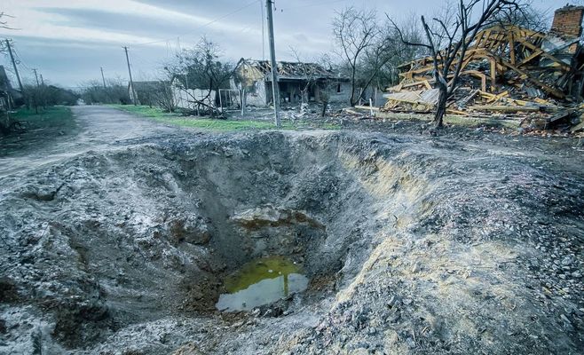 Fewer Than 2,000 Civilians Remain in Occupied Oleshky as Winter Nears