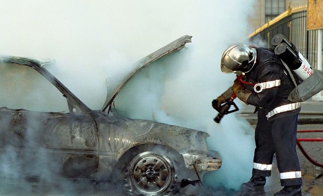 Car catches fire in Znojmo
