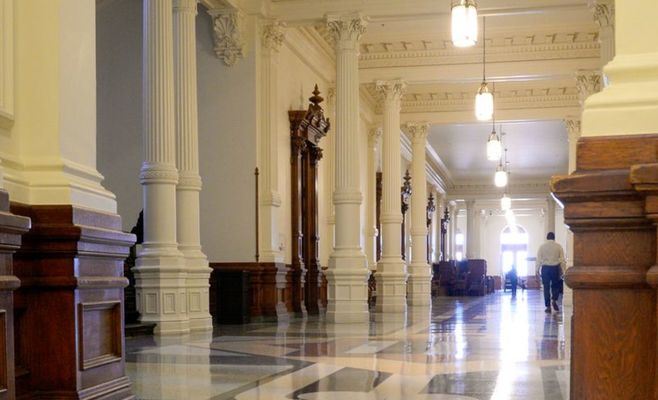 Министр труда Юхелка назвал журналистику «противной»: аудиторы насчитали 83 млн крон убытка