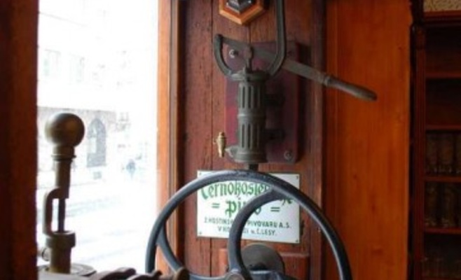 Hostinec U Slovanské lípy