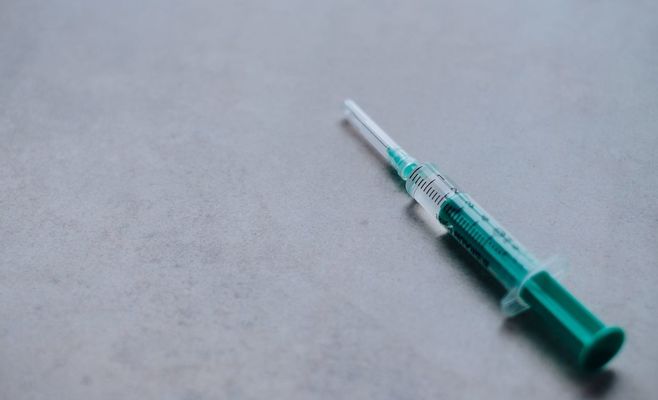 Прививка от гриппа в Чехии: страховые возмещают от 300 до 1000 крон
