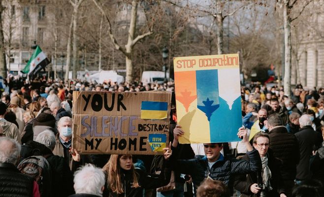Arrests, Fires and Tent Camps: The Numbers Behind Europe's Autumn of Protests