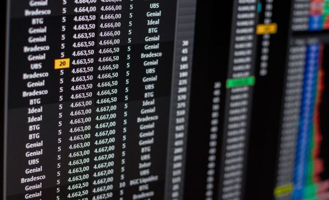 OpenAI Moves to Lock In $30 Billion Before Rival Anthropic Lists Its Shares