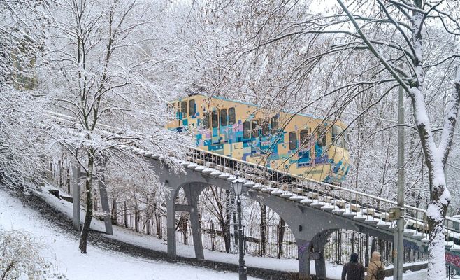 Фуникулёр на Петршине встал посреди трассы: пассажиров пришлось эвакуировать